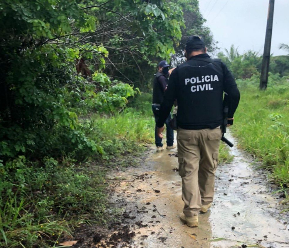 Polícia prende homem suspeito de enterrar companheira viva em Itabuna