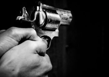 Três homens são executados dentro de casa em bairro de Salvador