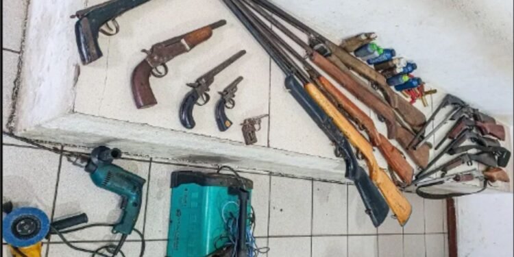 Bahia: 92ª CIPM apreende 16 armas de fogo.