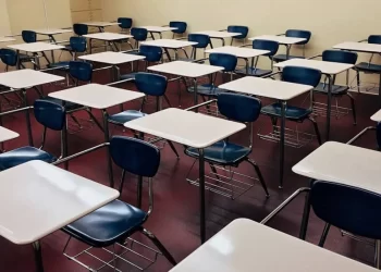 Menina denuncia abuso após palestra sobre violência sexual em escola de Minas