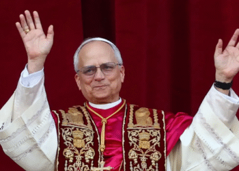Quem é o papa Leão XIV: próximo de Francisco e missionário no Peru