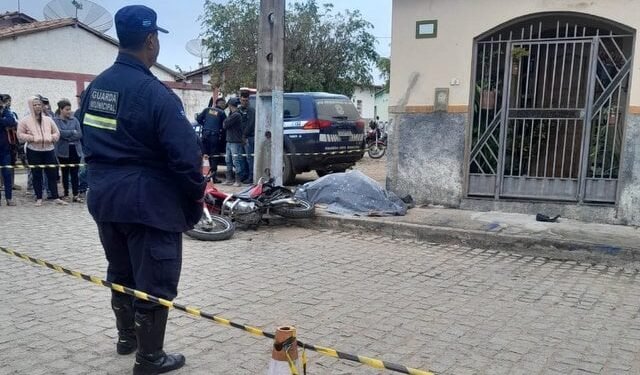 Feminicídio em Planalto | mulher de 34 anos é morta a golpes de punhal pelo ex-companheiro