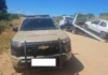 Pindaí: Fiat Palio abandonado há três dias é removido pela PM em estrada vicinal na BR-122