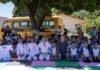 Sebastião Laranjeiras: Prefeitura entrega kimonos a alunos do projeto de Karatê